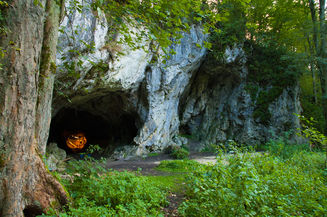 Die Stadel-Höhle im Hohlenstein.